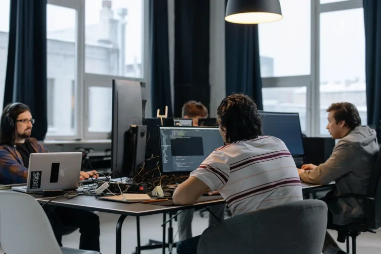How Workplace Culture Actually Forms How Workplace Culture Actually Forms