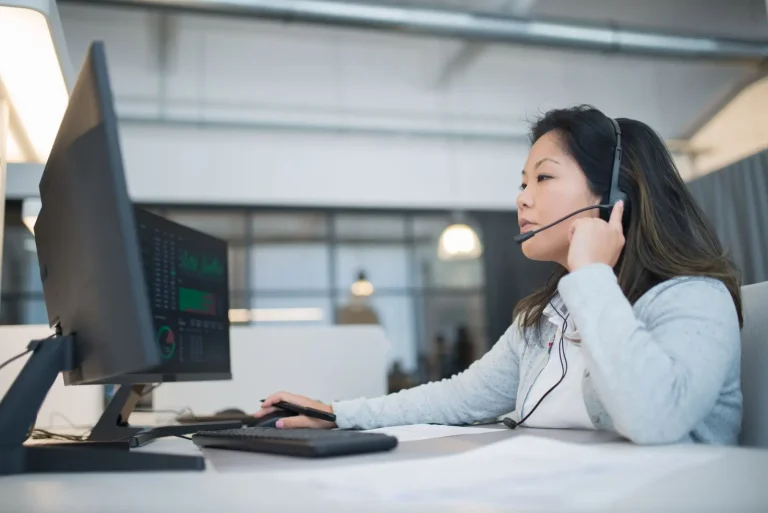 When Good Employees Start Looking Elsewhere When Good Employees Start Looking Elsewhere